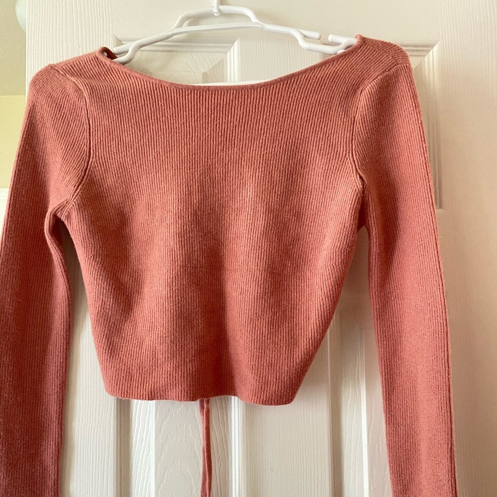 Pink ribbed lace back sweater - Picture 2 of 3